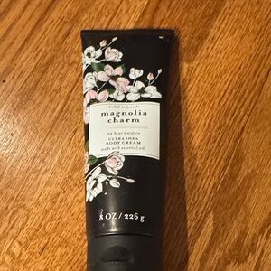 Bath & Body Works Magnolia Charm Black Body Cream